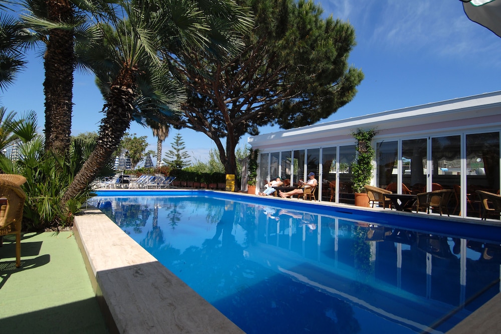 Hotel Colella Terme 40/43