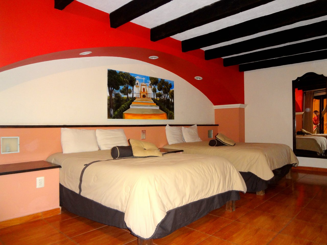 Catedral Hotel 11/18