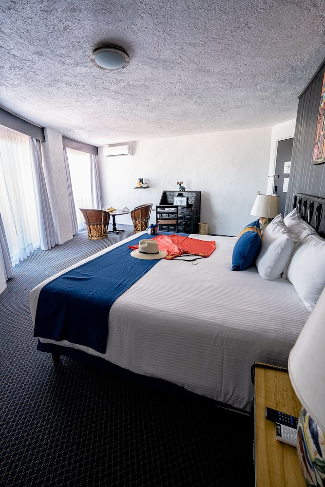 Hotel Victoria Oaxaca 12/50