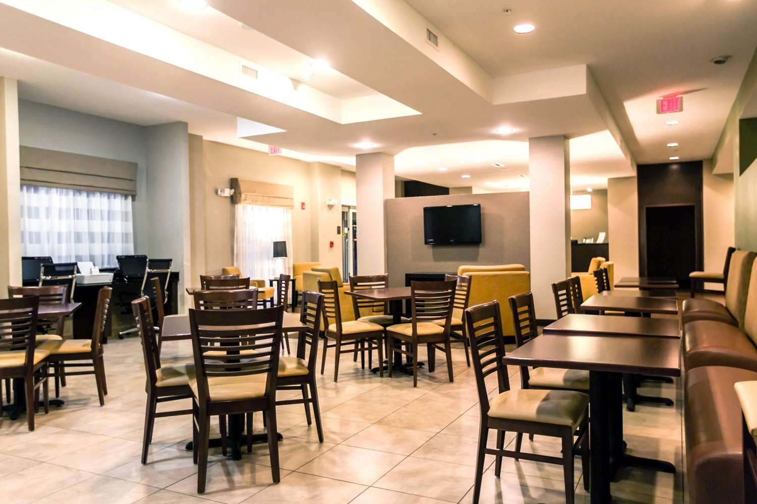 Sleep Inn & Suites Marion - Military Institute 29/43