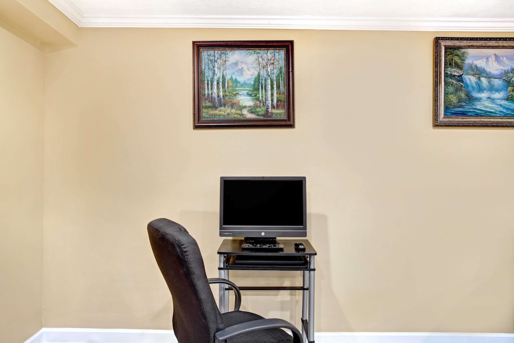 Super 8 By Wyndham Whites Creek Nashville Nw Area 47/51