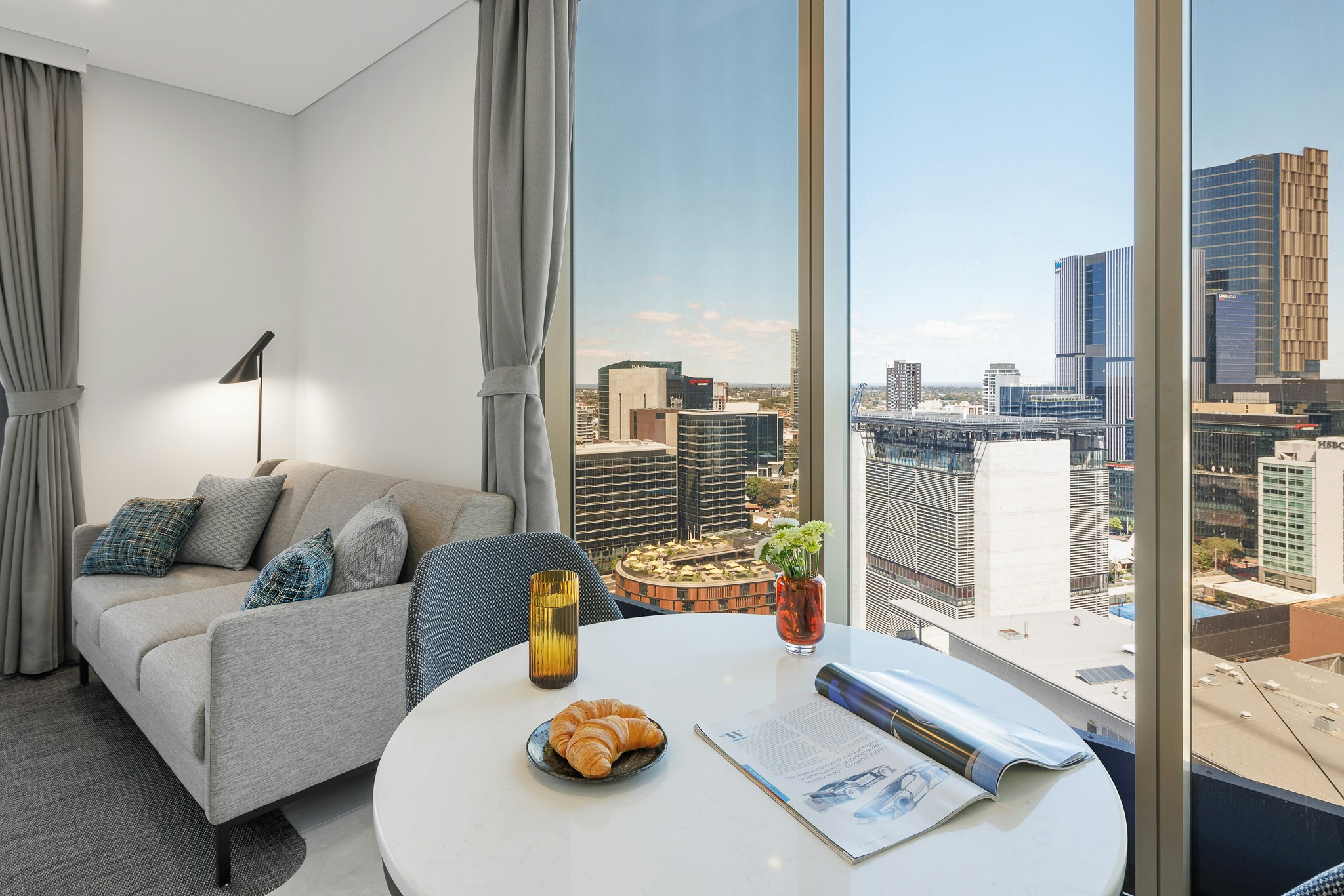 Meriton Suites George Street, Parramatta 6/8