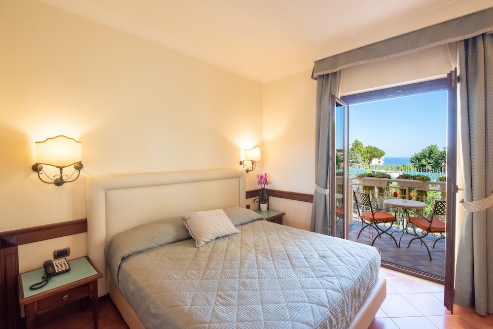Classic Room with balcony