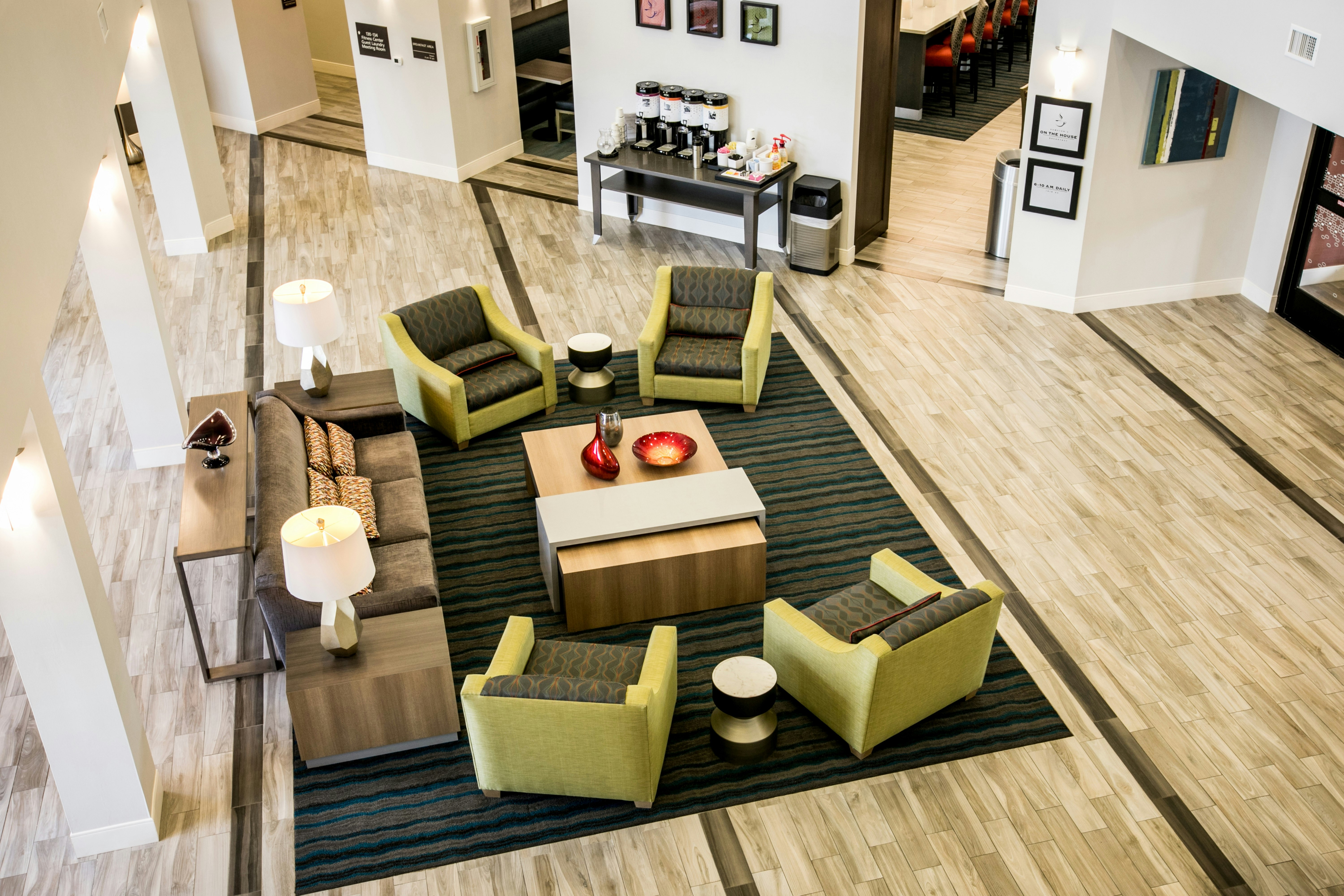 Hampton Inn & Suites Tempe/Phoenix Airport 55/68