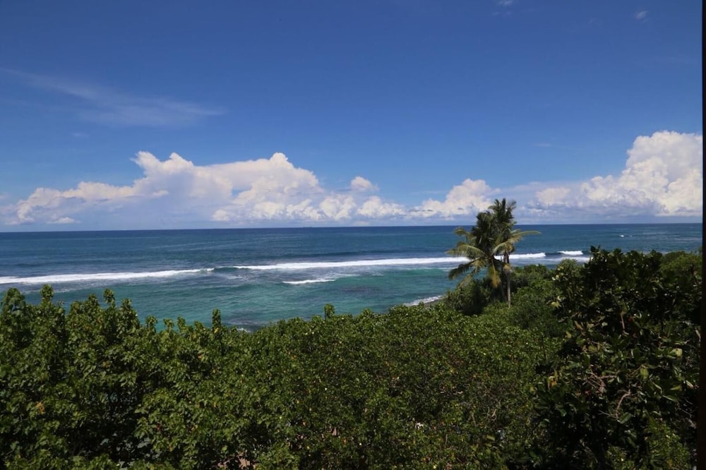 Paradise Beach Resort 37/50