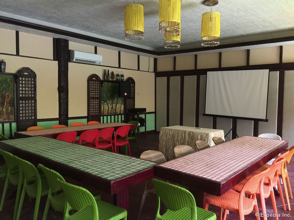 Bohol Bee Farm 47/75