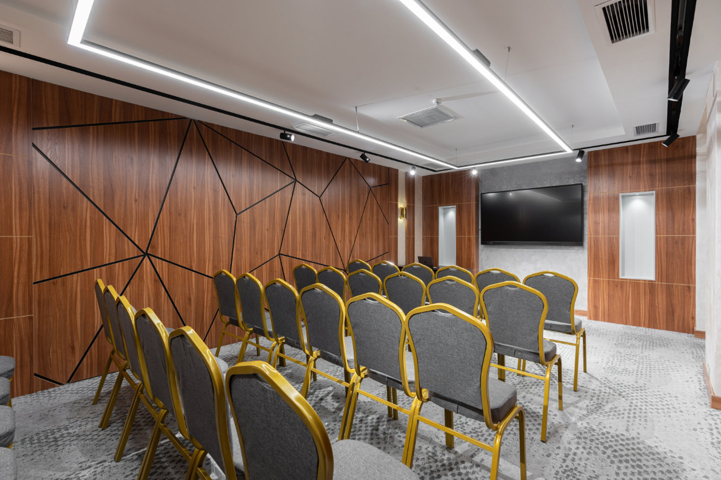 Europe Hotel Tashkent 43/47
