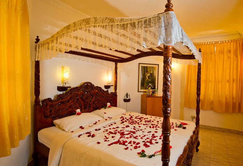 Dolce Vita Hotel 17/50