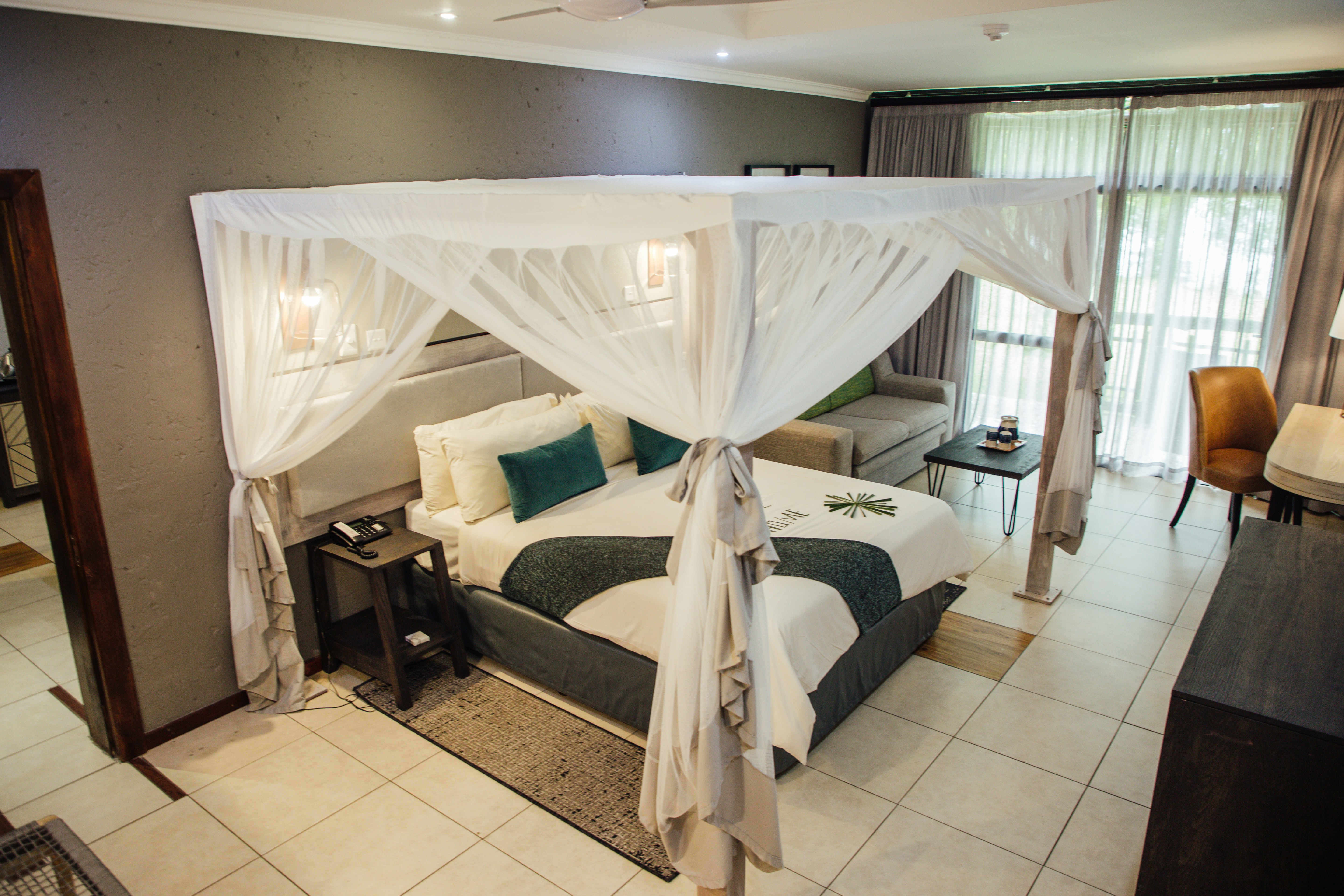 Cresta Mowana Safari Resort Spa 15/62