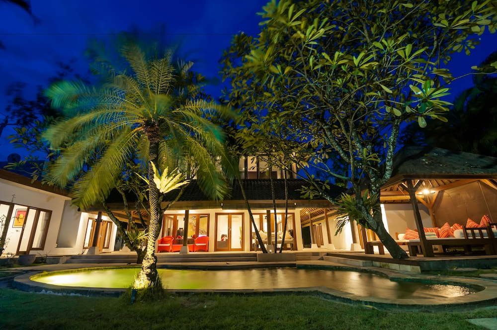 The Jasmina Estate 33/45