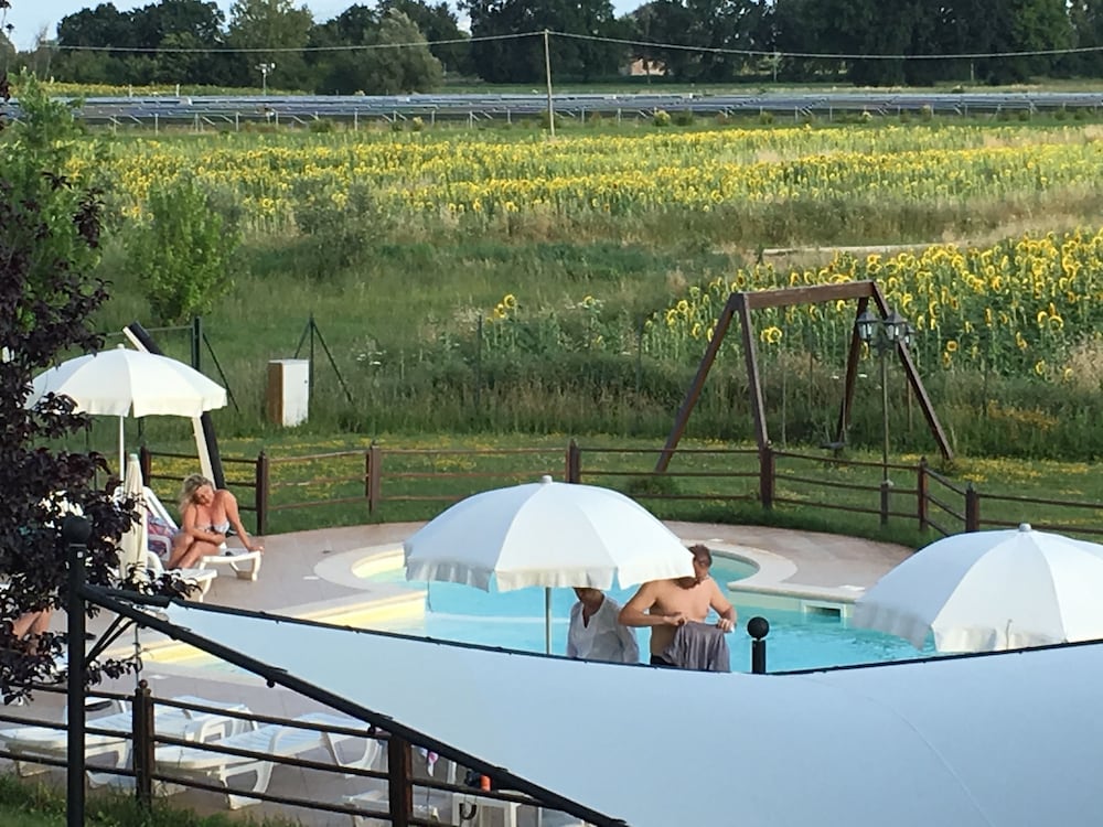 AGRITURISMO LE RONDINI DI FRANCESCO DI ASSISI 38/66
