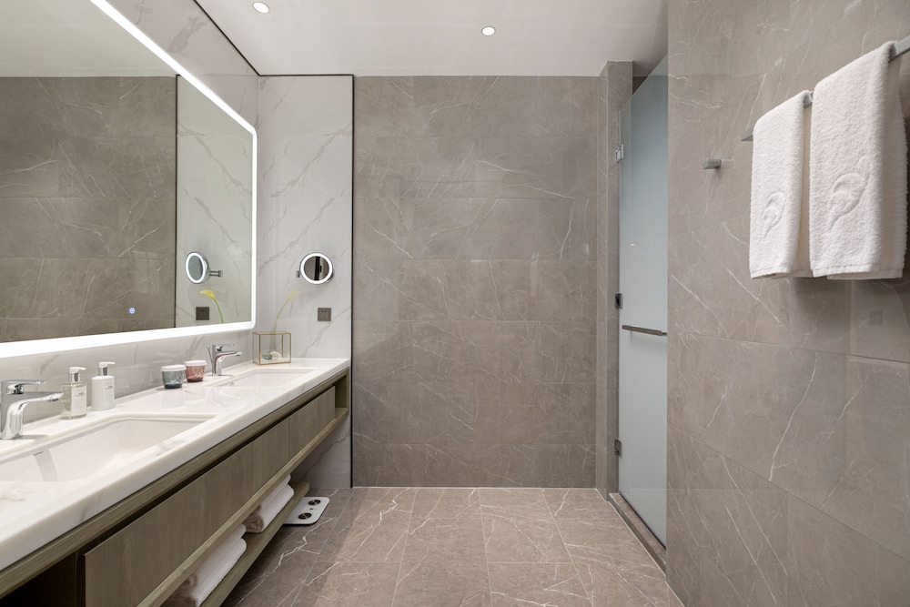 Yuehua Hotel, Xiamen Seaside 47/50