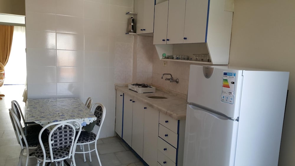 Ozgun Apart Otel Kusadasi 10/29