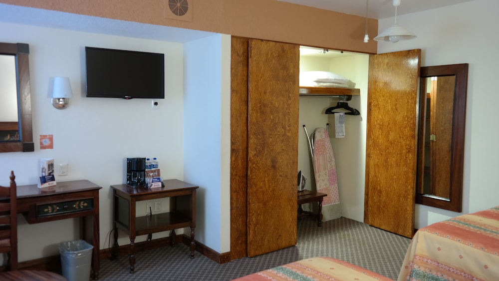 Hotel Plaza Uruapan 53/67