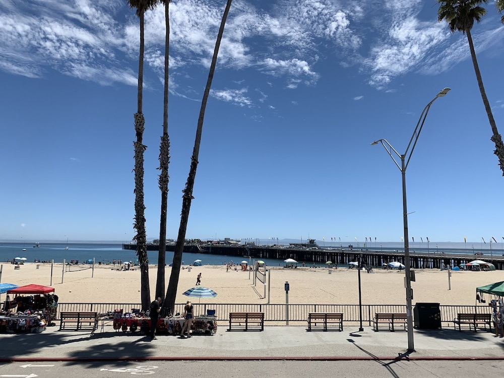 Casablanca On The Beach 33/69