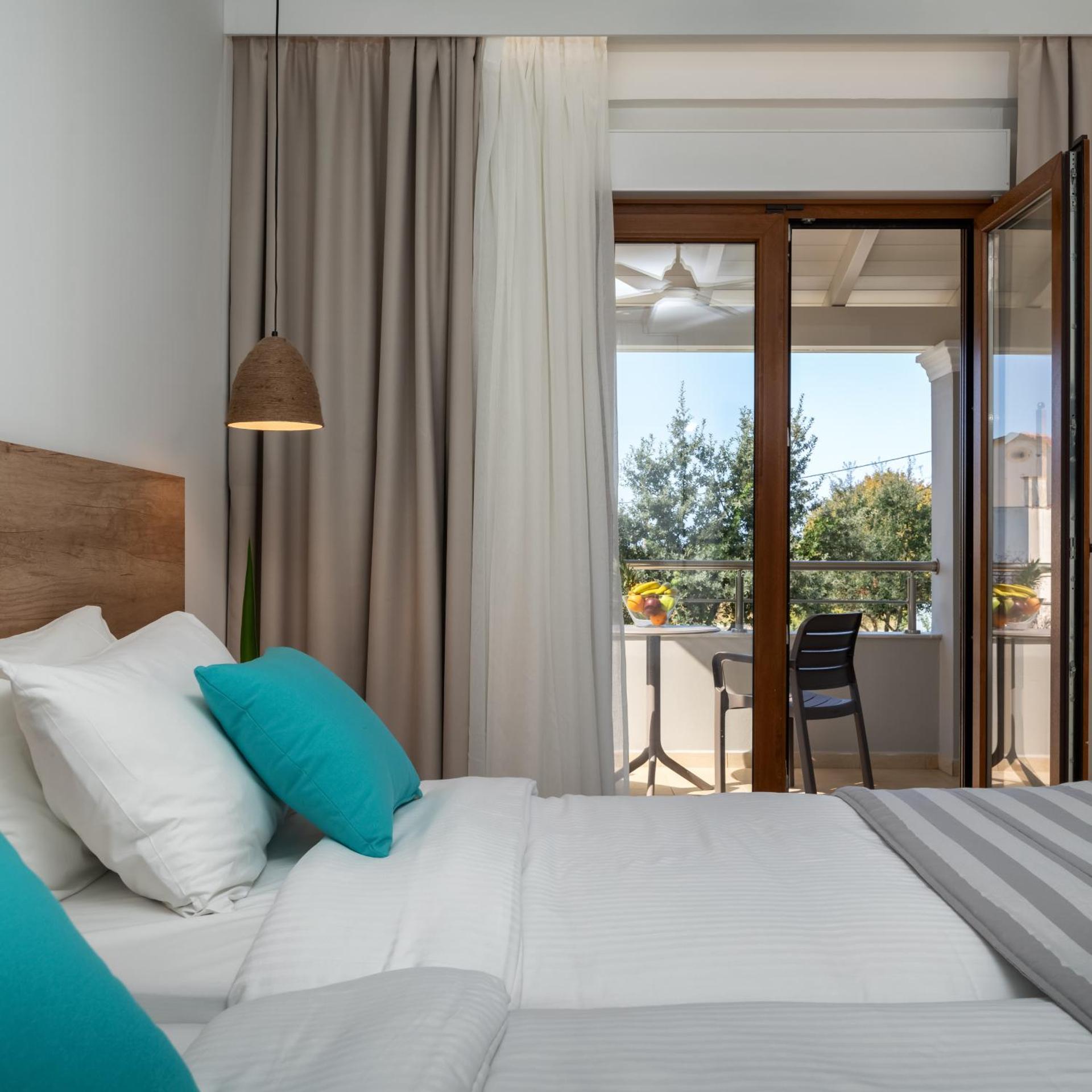 Karavos Apartments 8/57