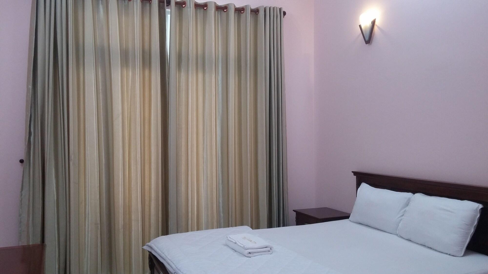 Hotel 175 12/95