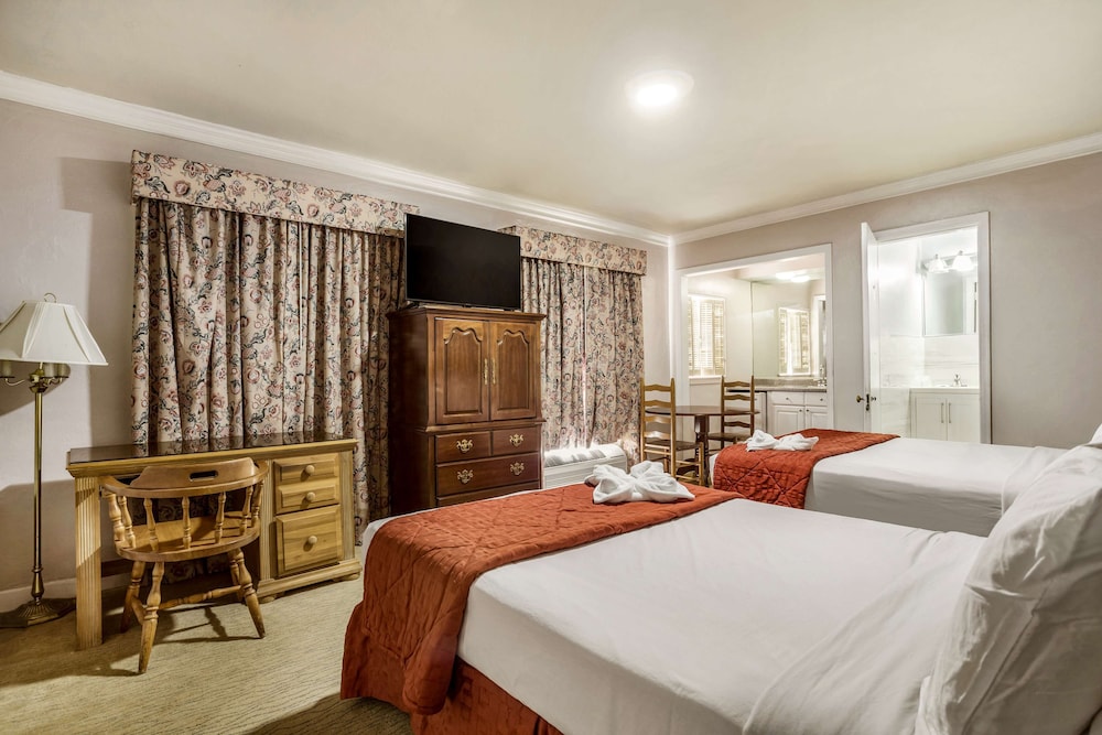 Americas Best Value Inn Historic Clewiston Inn 31/56