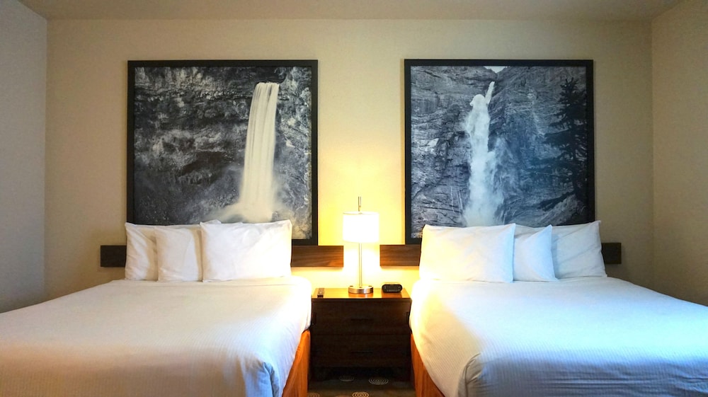 High Point Inn & Suites Peace River 8/31