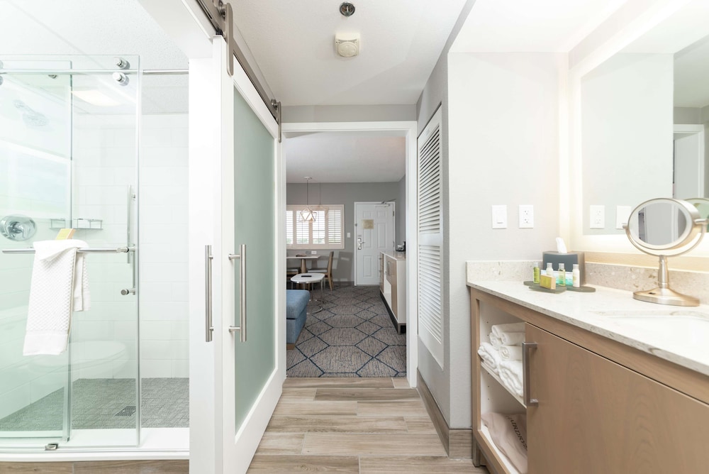 DoubleTree Suites by Hilton Hotel Melbourne Beach Oceanfront 20/69