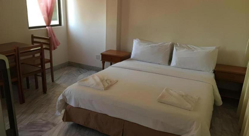 Seapark Condotel 13/25