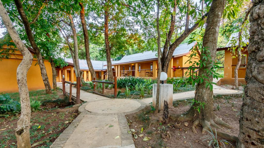 Gecko Lodge 77/86