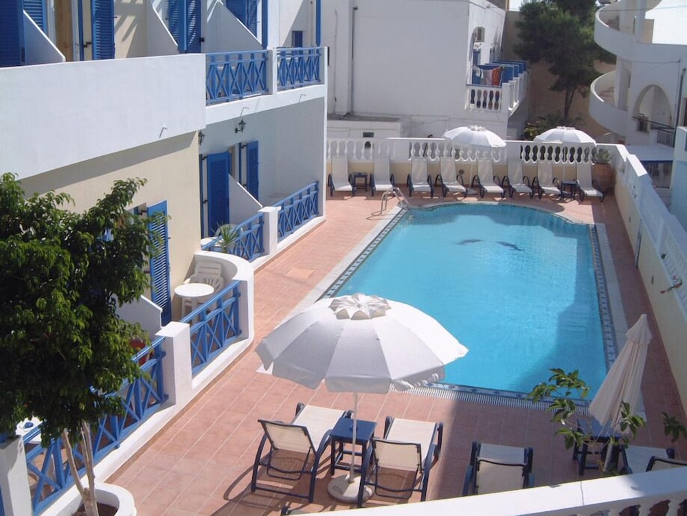 Karidis Hotel 40/48