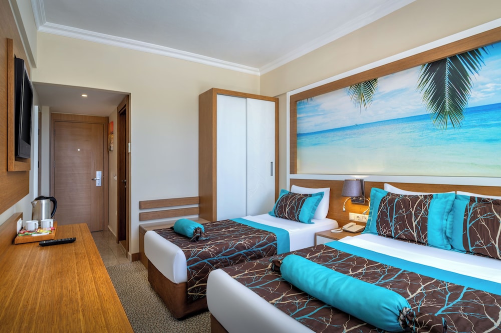 Saphir Hotel And Villas 36/90