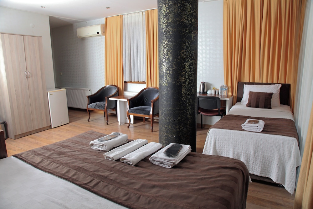 Garden Hill Hotel 35/44