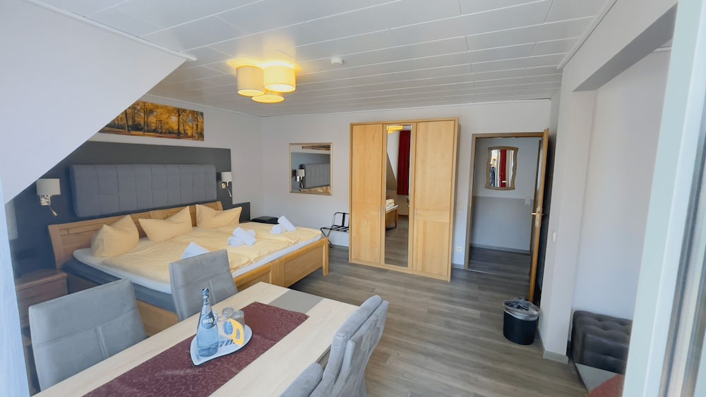 Hotel Schnehagen، فالزروده 12/50