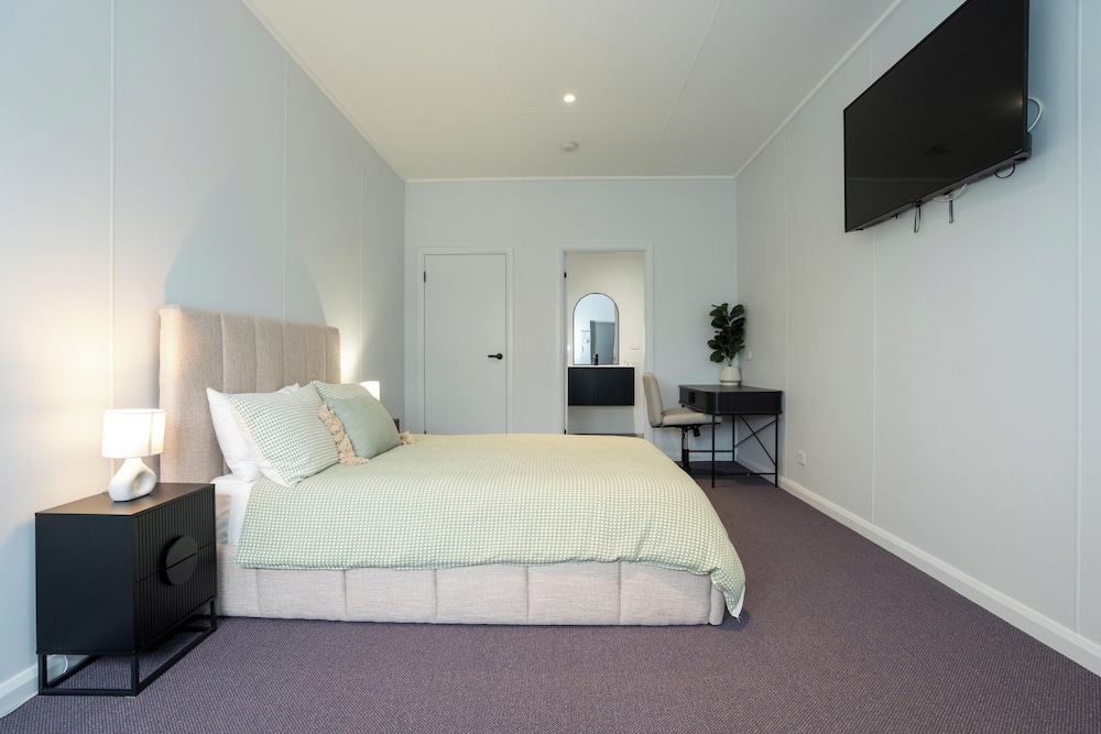 Room at Acacia Ridge Hotel, BRISBANE