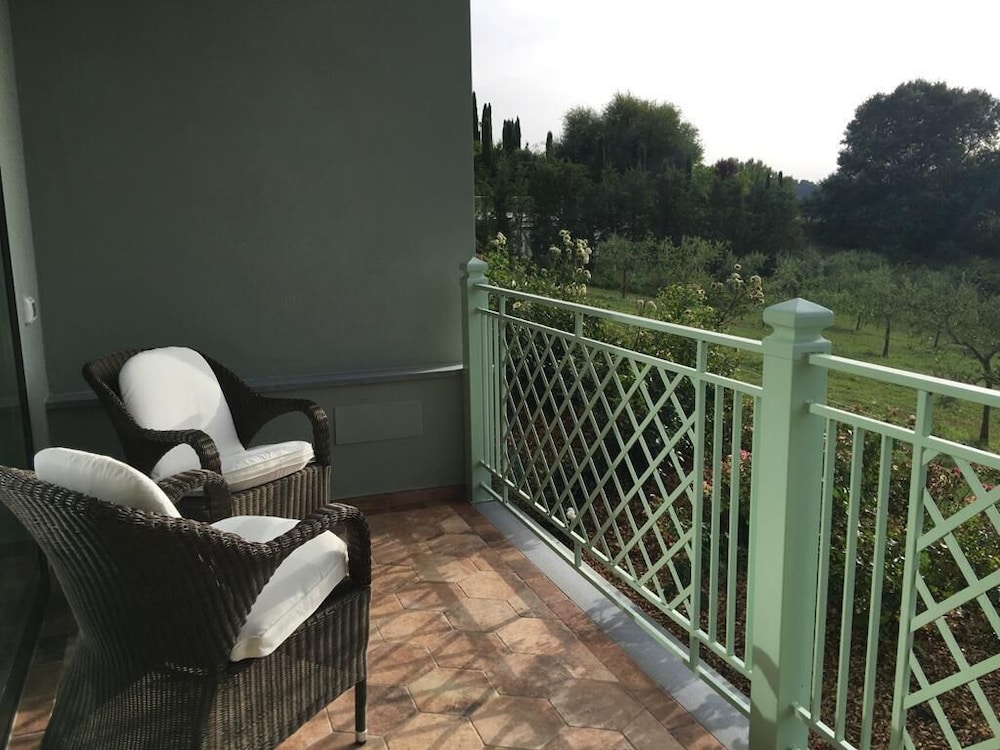RELAIS SASSA AL SOLE 65/65