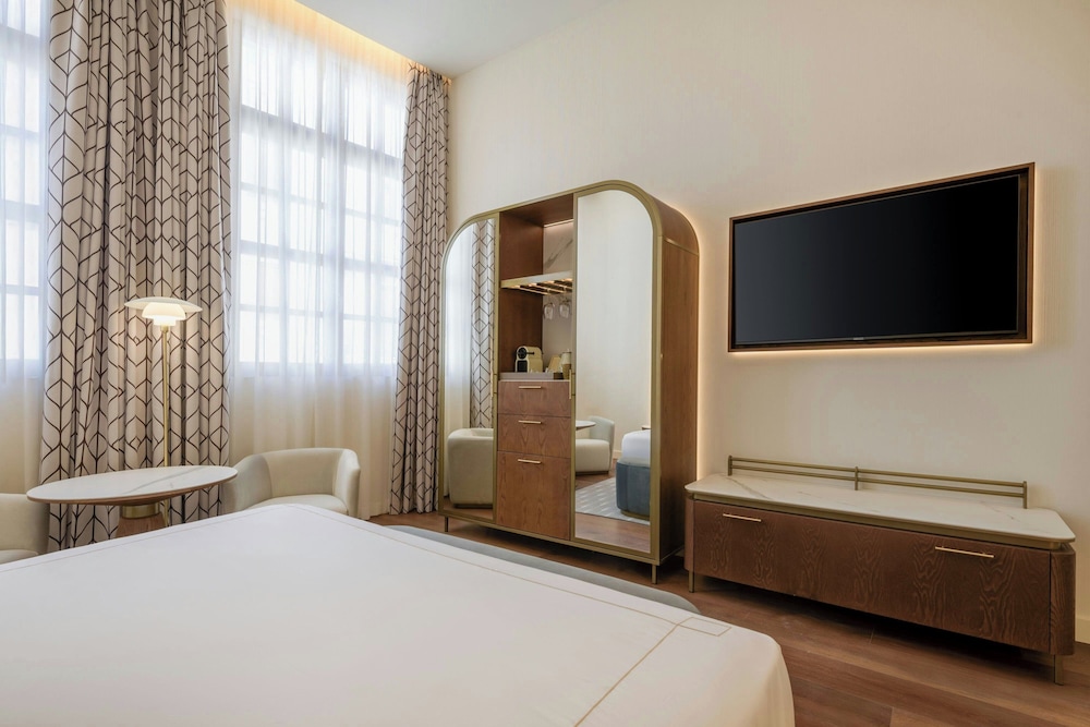 Grand Hotel Centenari, Valencia, Autograph Collection 19/50