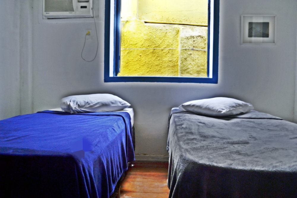 Brasileranza Hostel 9/50