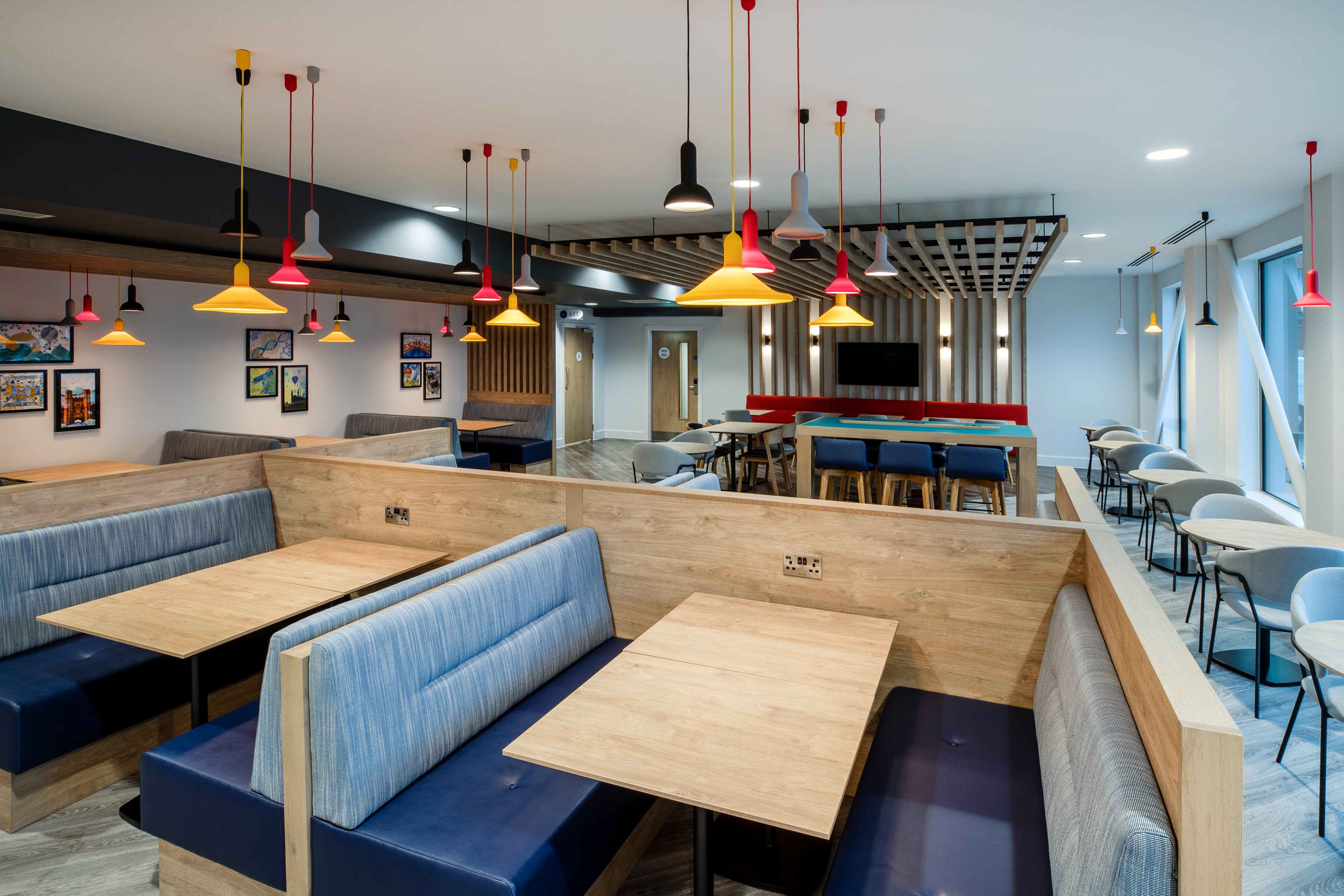 Holiday Inn Express Cambridge West - Cambourne 41/52