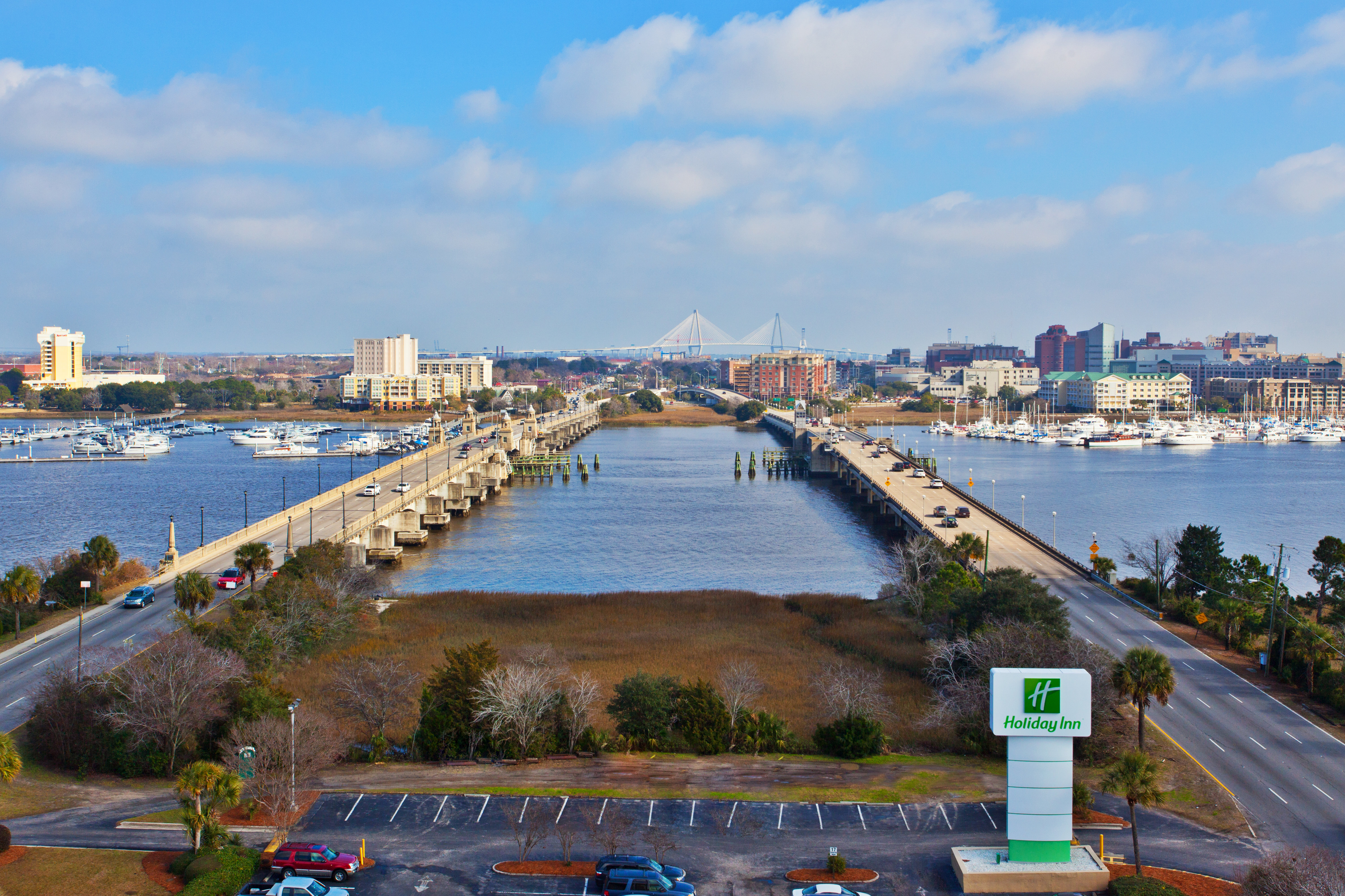 Holiday Inn Riverview 59/59
