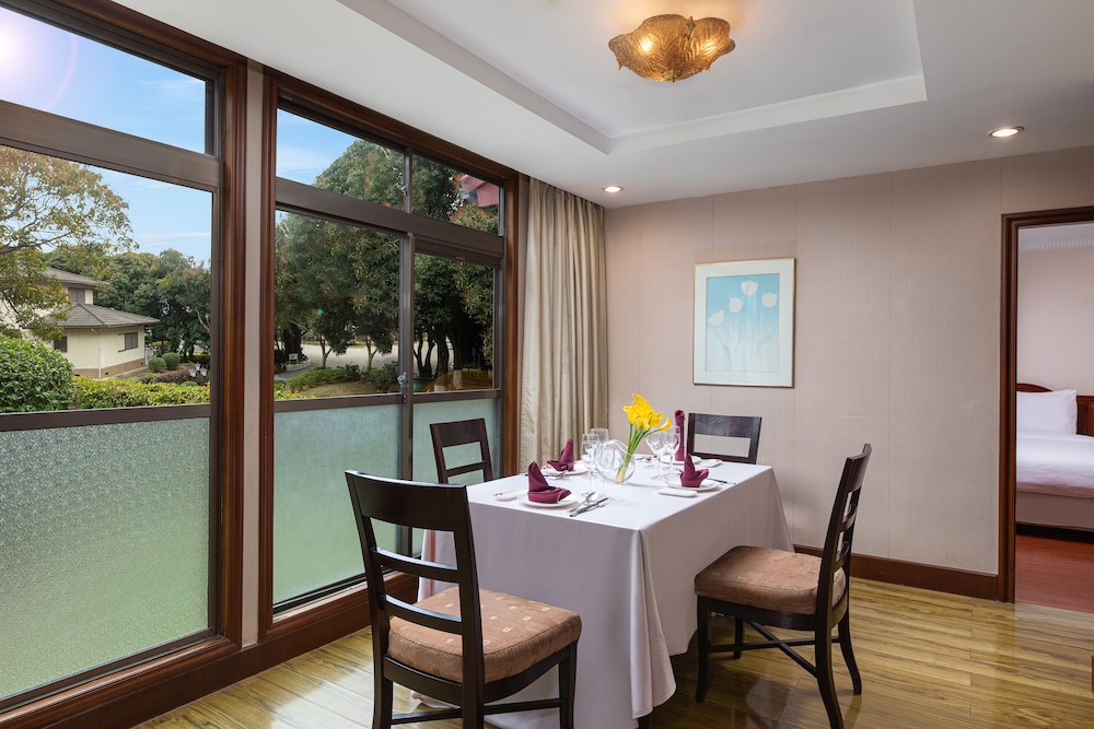 C D Hotel Xiamen 33/50
