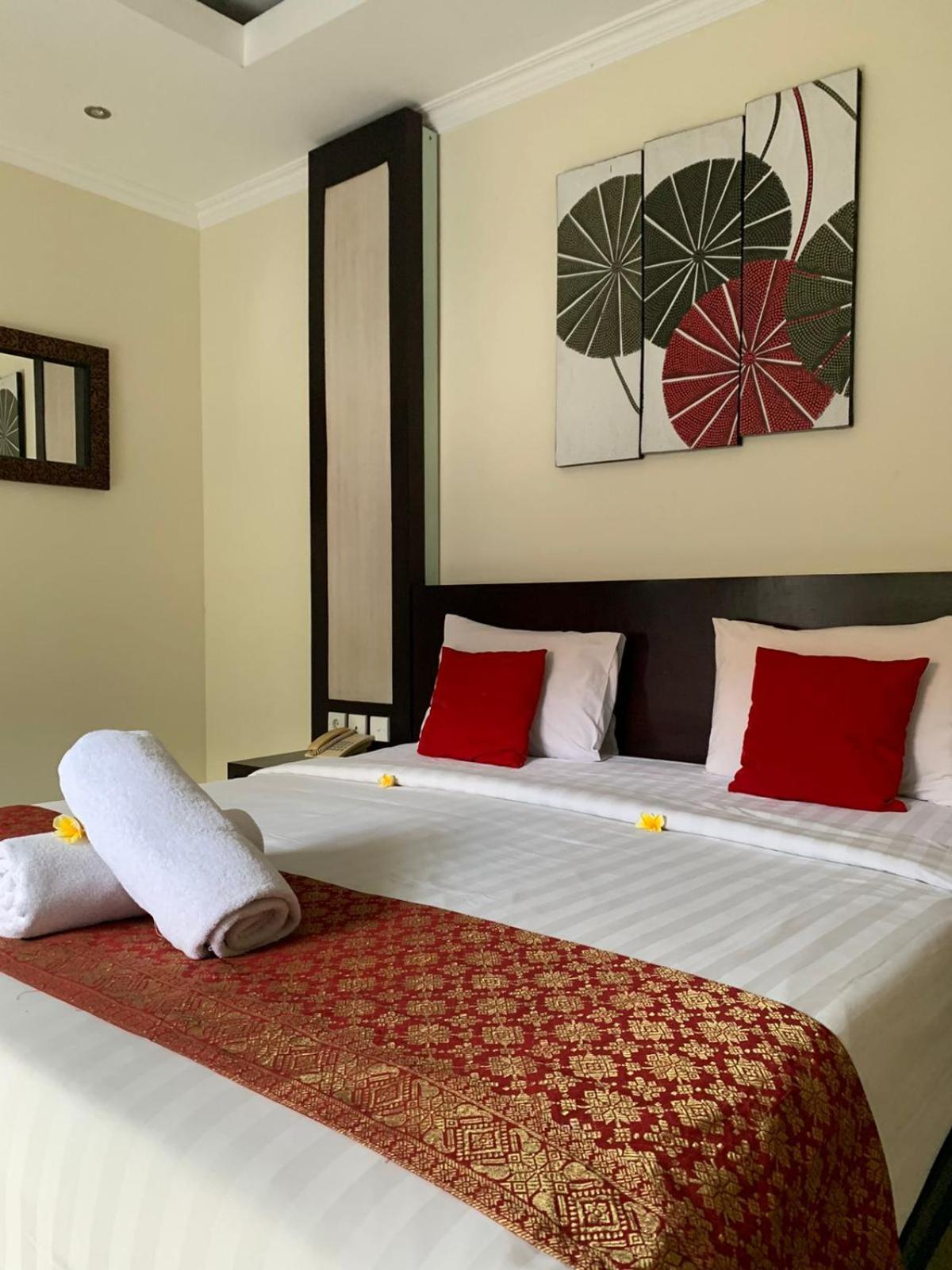 4 Bedrooms, Villa, Private Pool, De' Bharata Bali Villas Seminyak 5/10