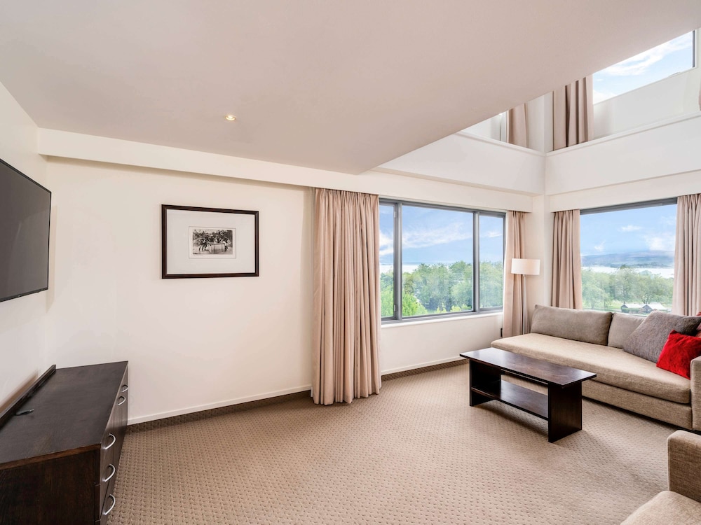 Novotel Rotorua Lakeside 45/71