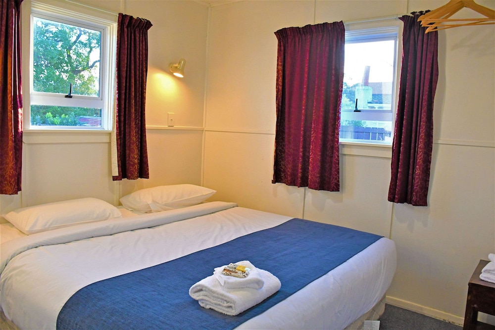 Comfort Inn Westshore Beach 18/35