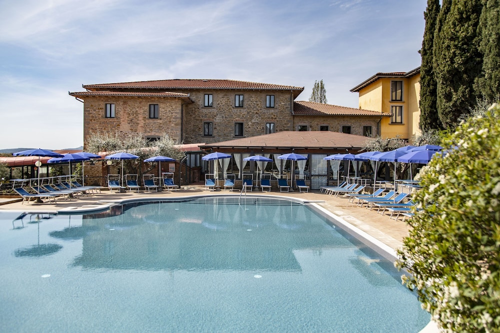 VILLA PARADISO VILLAGE in PASSIGNANO SUL TRASIMENO