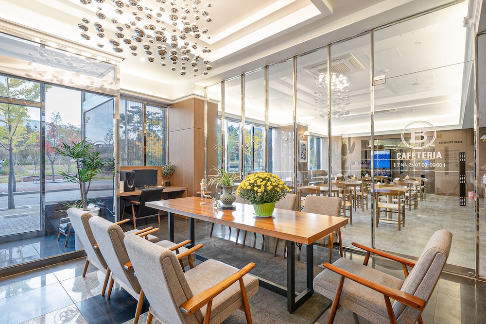 Brown-Dot Hotel Daegu Hyukshin Doshi 38/50