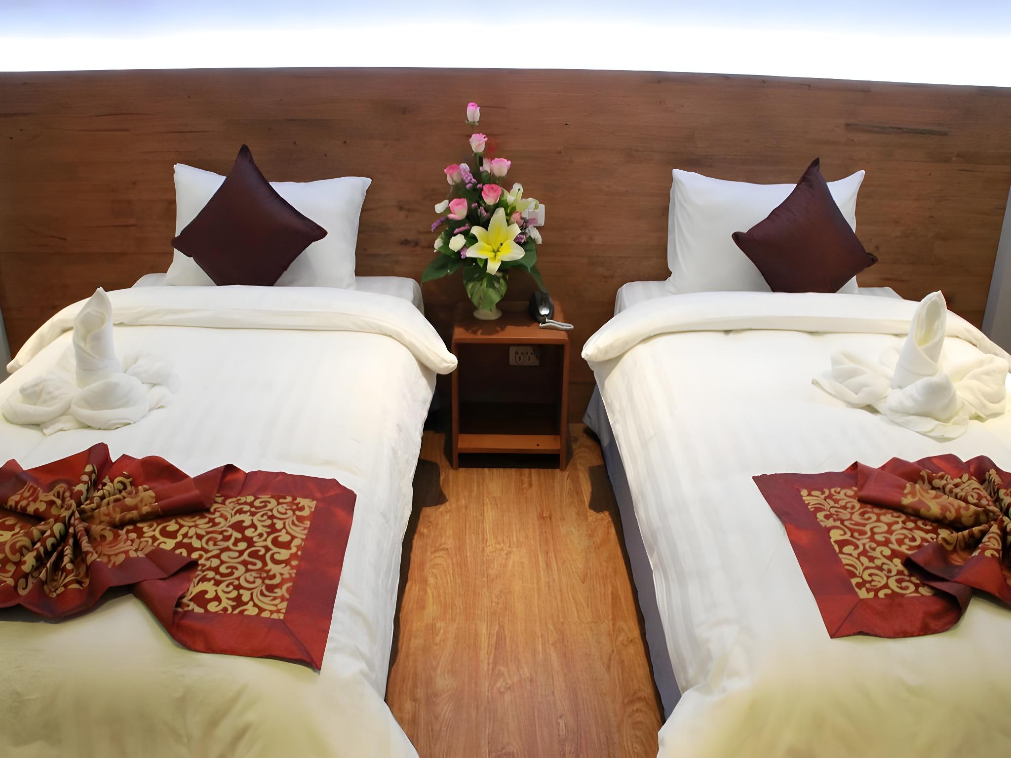 Cbd Hotel Suratthani 24/60