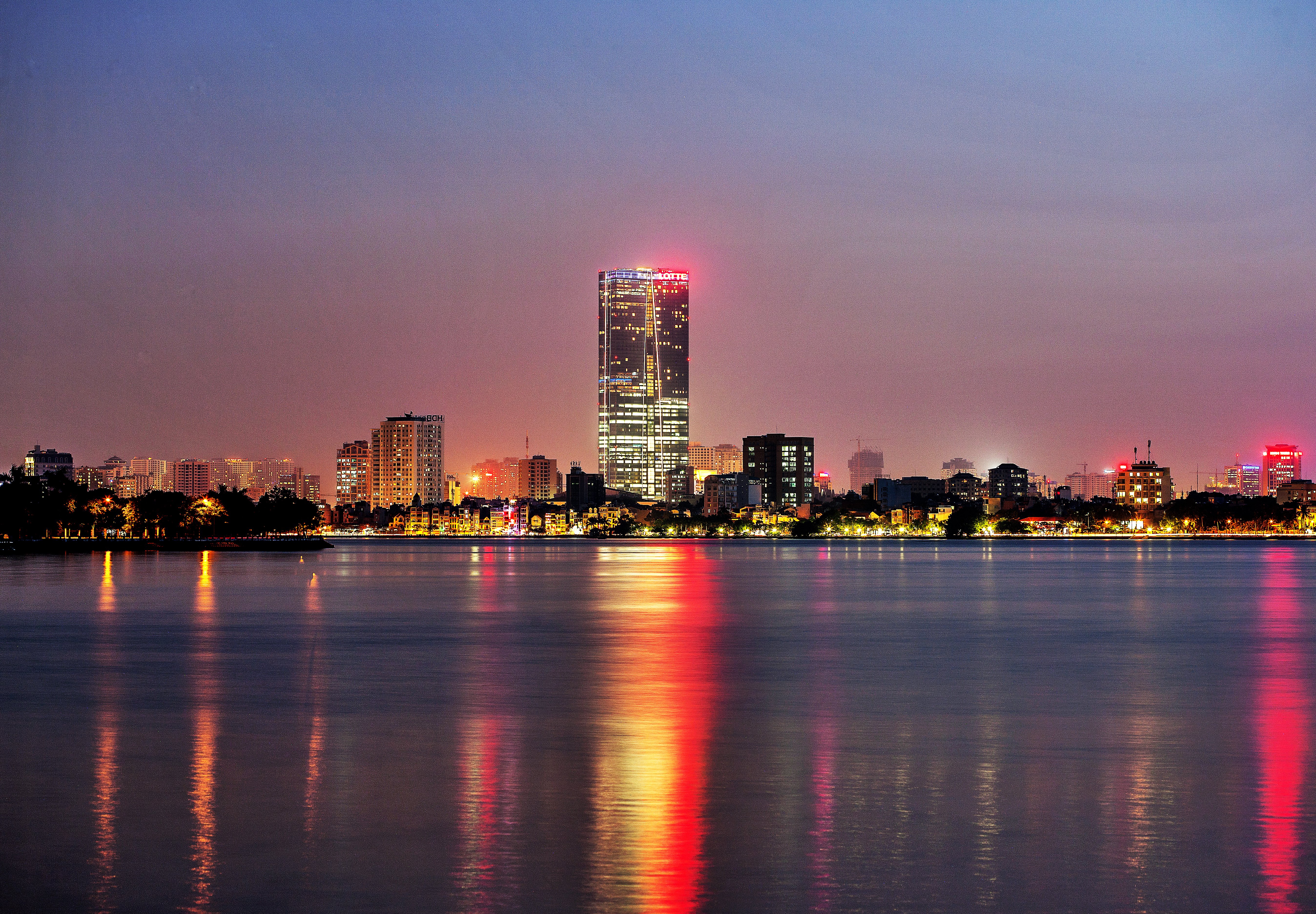 LOTTE HOTEL HANOI 69/72