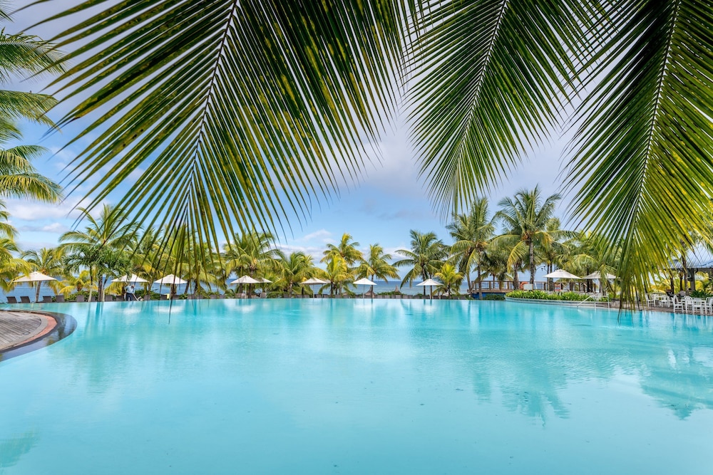 Victoria Beachcomber Resort and Spa 5/54