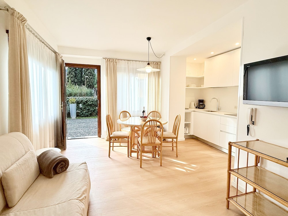 Villa Phoenix 18/50