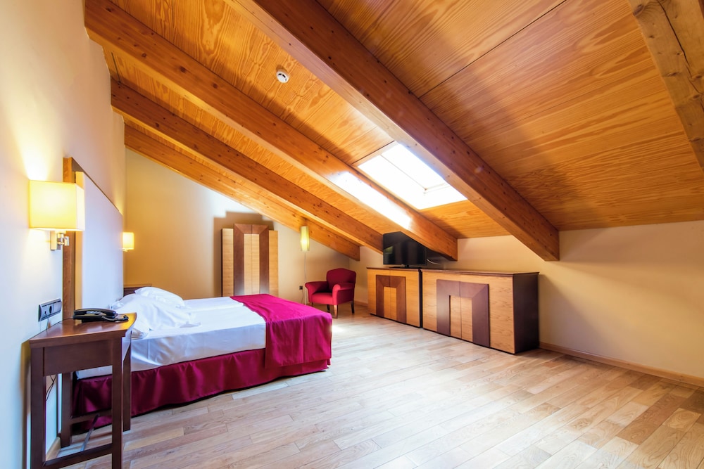 غرفة بسريرين منفصلين، Petit Palace Palace La Casa de Don Fernando 6/10