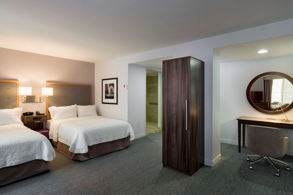 Hampton Inn Manhattan Times Square South 12/37