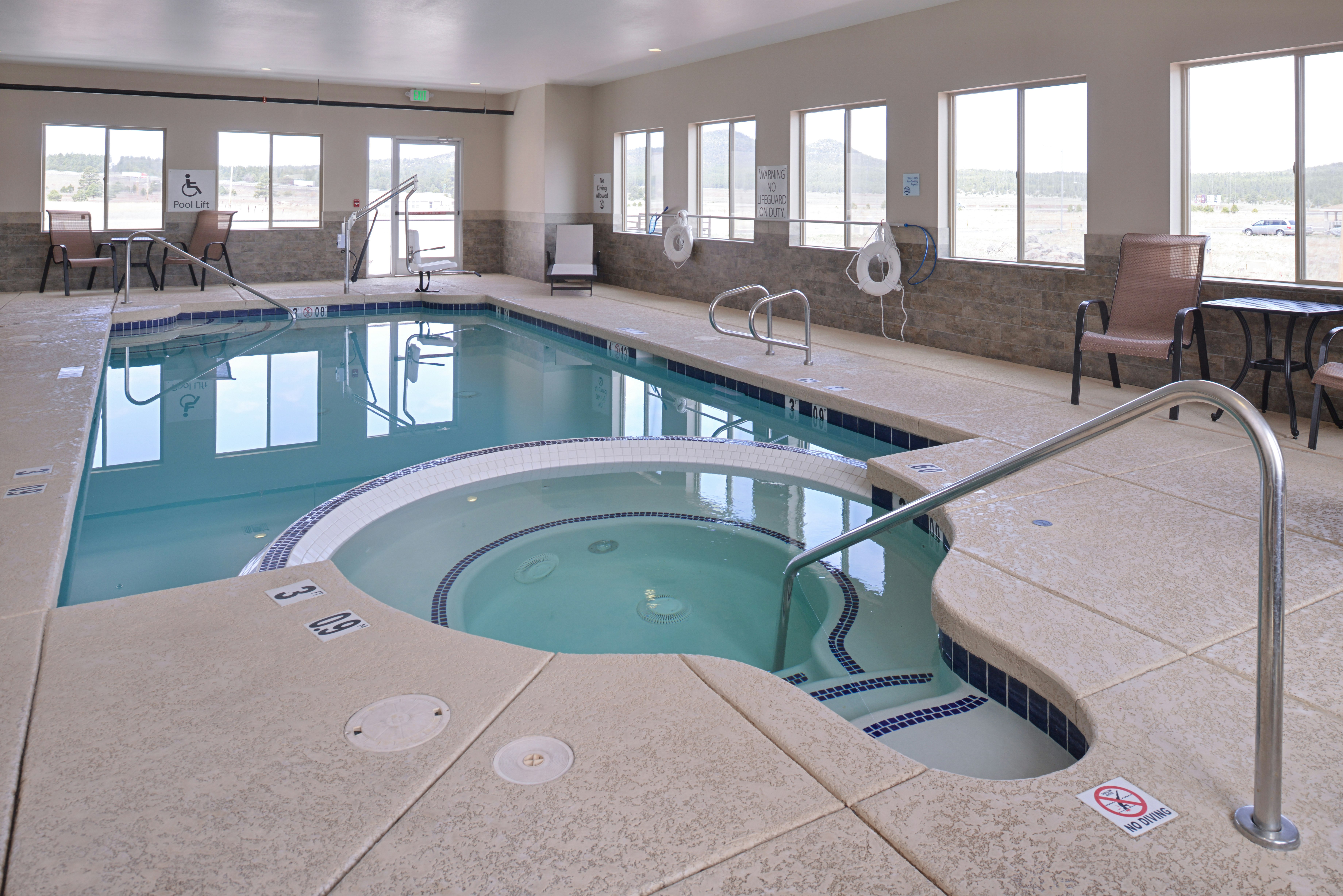 Holiday Inn Express And Suites Williams 29/44