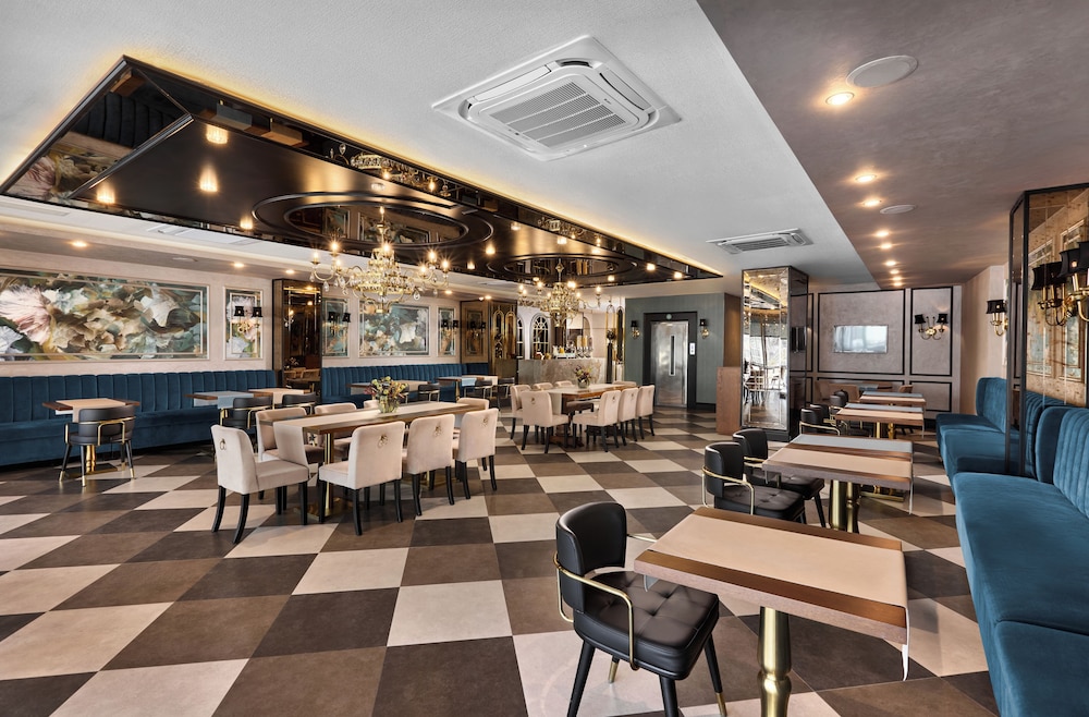 The New Hotel Zeybek 59/74